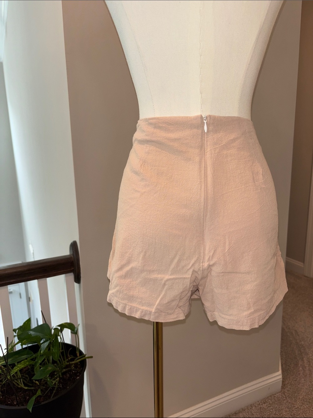 Light Pink Asymmetrical Mini Skort - Picture 3 of 3